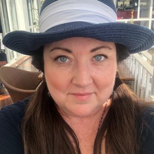 Meet your Posher, Sandi